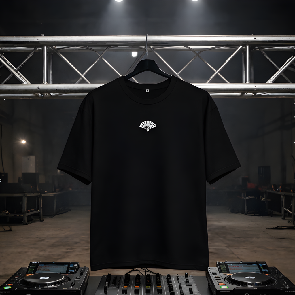 Can't Talk Oversize Tee