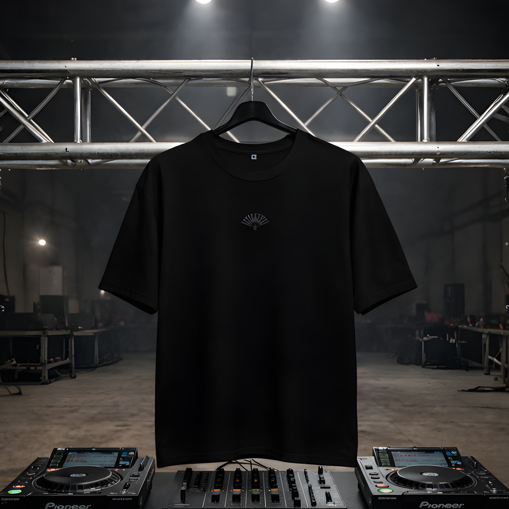 Just One More Song Oversize Tee